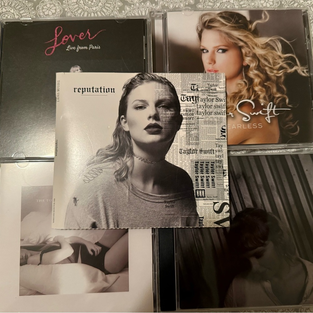 Taylor Swift cd Bundle
